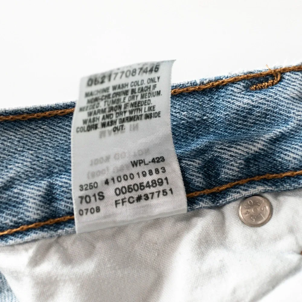 2008 Levi's 505 Light Wash Straight Leg Jeans Relaxed Fit Cropped Denim 34x30